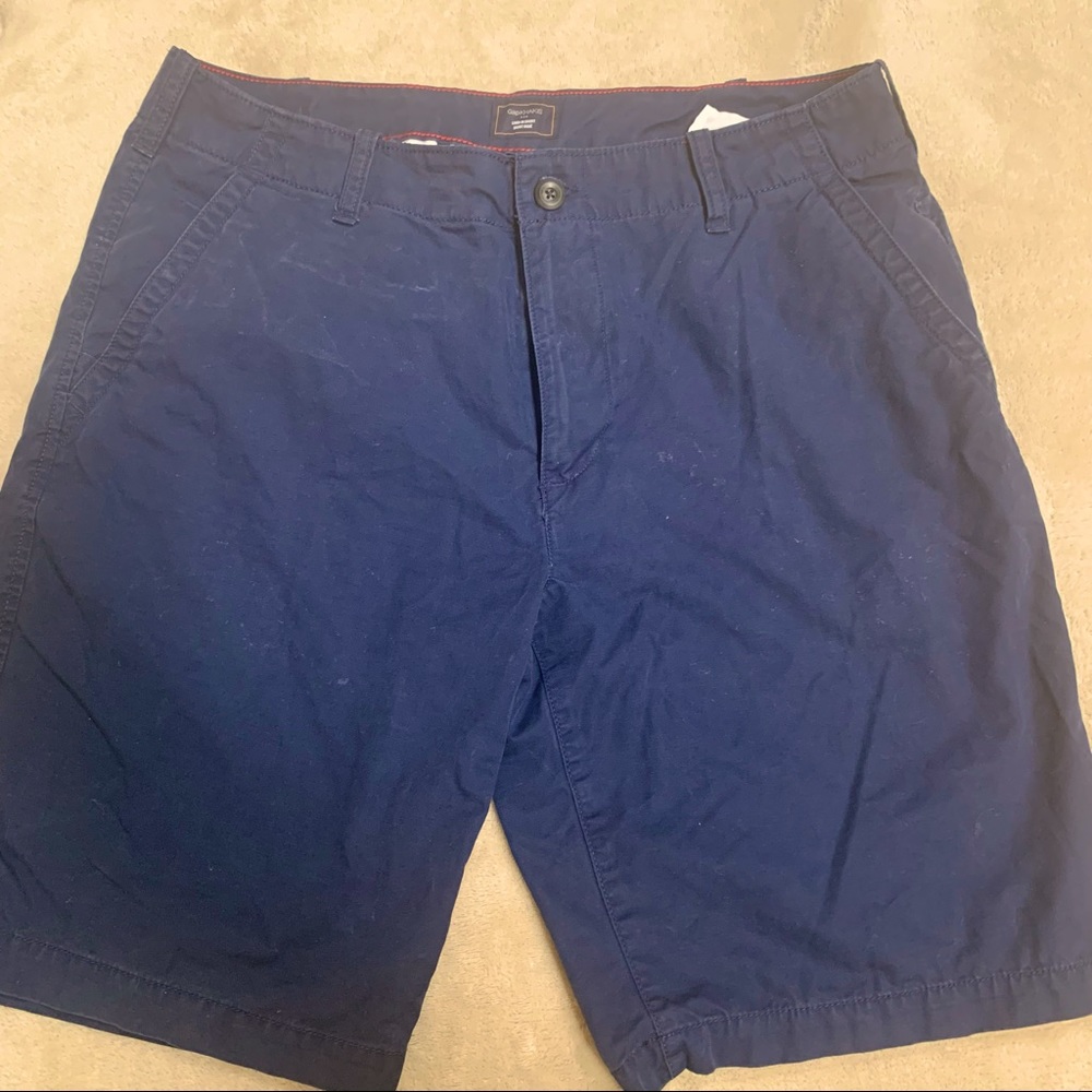 Size 36 gap khaki navy shorts